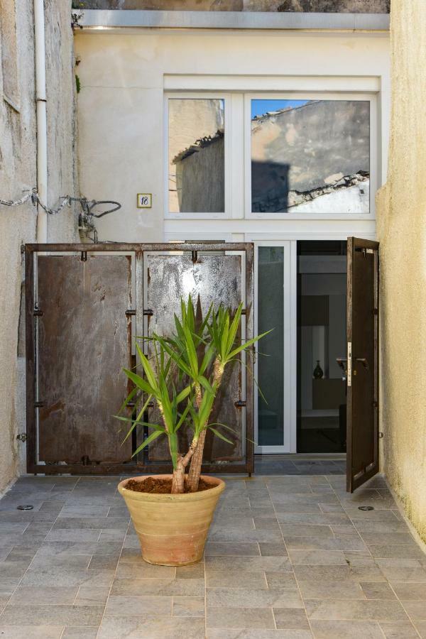 Luxury Qasba Apartment Sciacca Exterior photo